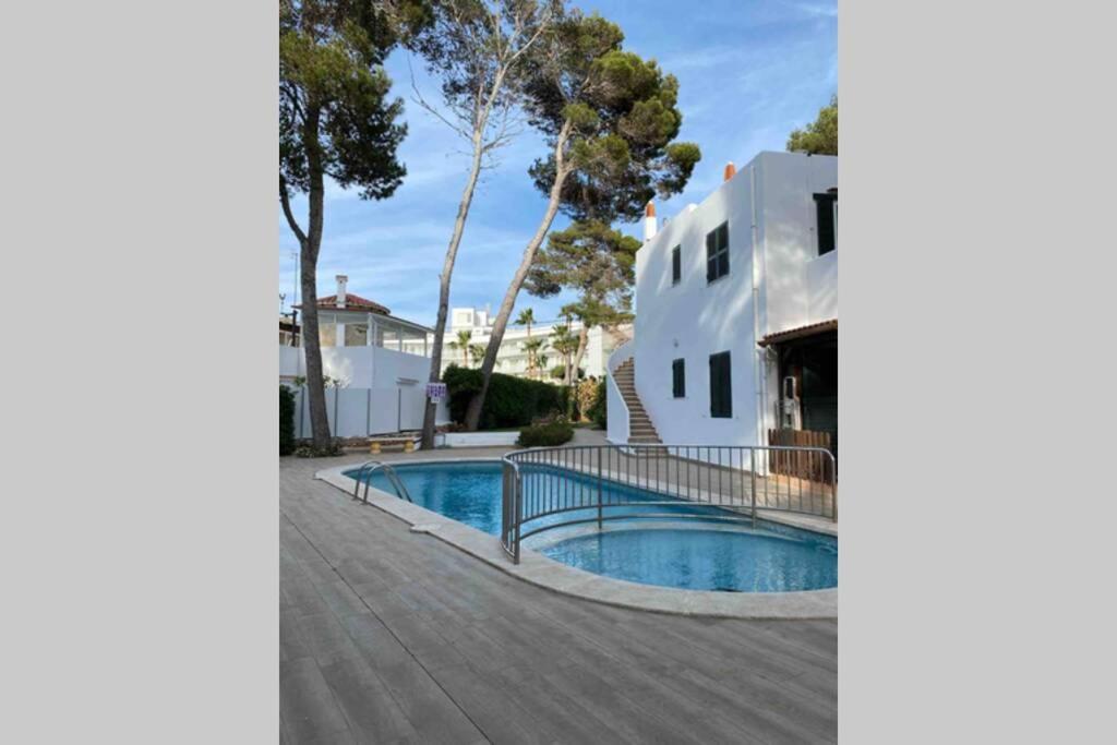 Apartment With Garden And Swimming And Beach Cala Blanca  Eksteriør billede