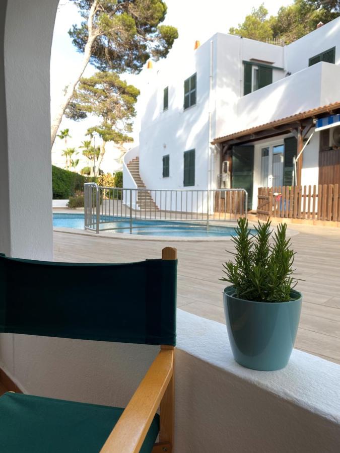 Apartment With Garden And Swimming And Beach Cala Blanca  Eksteriør billede